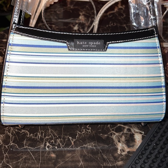 New Kate Spade handbag - Picture 3 of 11